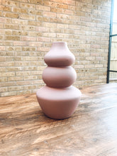 Load image into Gallery viewer, Soft old pink | decorative vase | smooth matt finish
