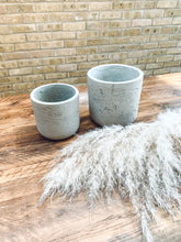 Load image into Gallery viewer, Textured concrete planter | light grey | small | indoor planter
