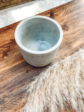 Load image into Gallery viewer, Textured concrete planter | light grey | small | indoor planter
