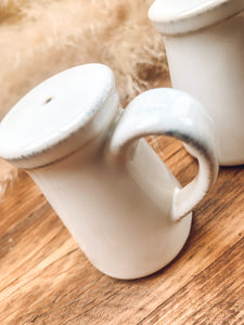 Salt and pepper shaker set | rustic stoneware | white with blue hints