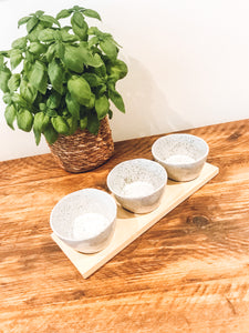 Ceramic bowl set with wooden base | artisan speckled grey